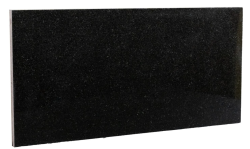 Плитка из Гранита "Absolute Black" полированная, толщина 1,8 см, 60х30 см