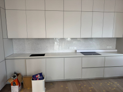 ФАРТУК ИЗ МРАМОРА OPAL WHITE