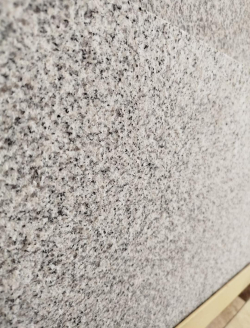 ЗОНА БАССЕЙНА ИЗ ГРАНИТА BELLA WHITE